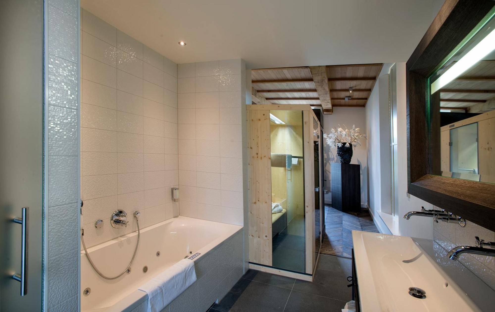 Romantik Hotel Kasteel Daelenbroeck Herkenbosch Esterno foto