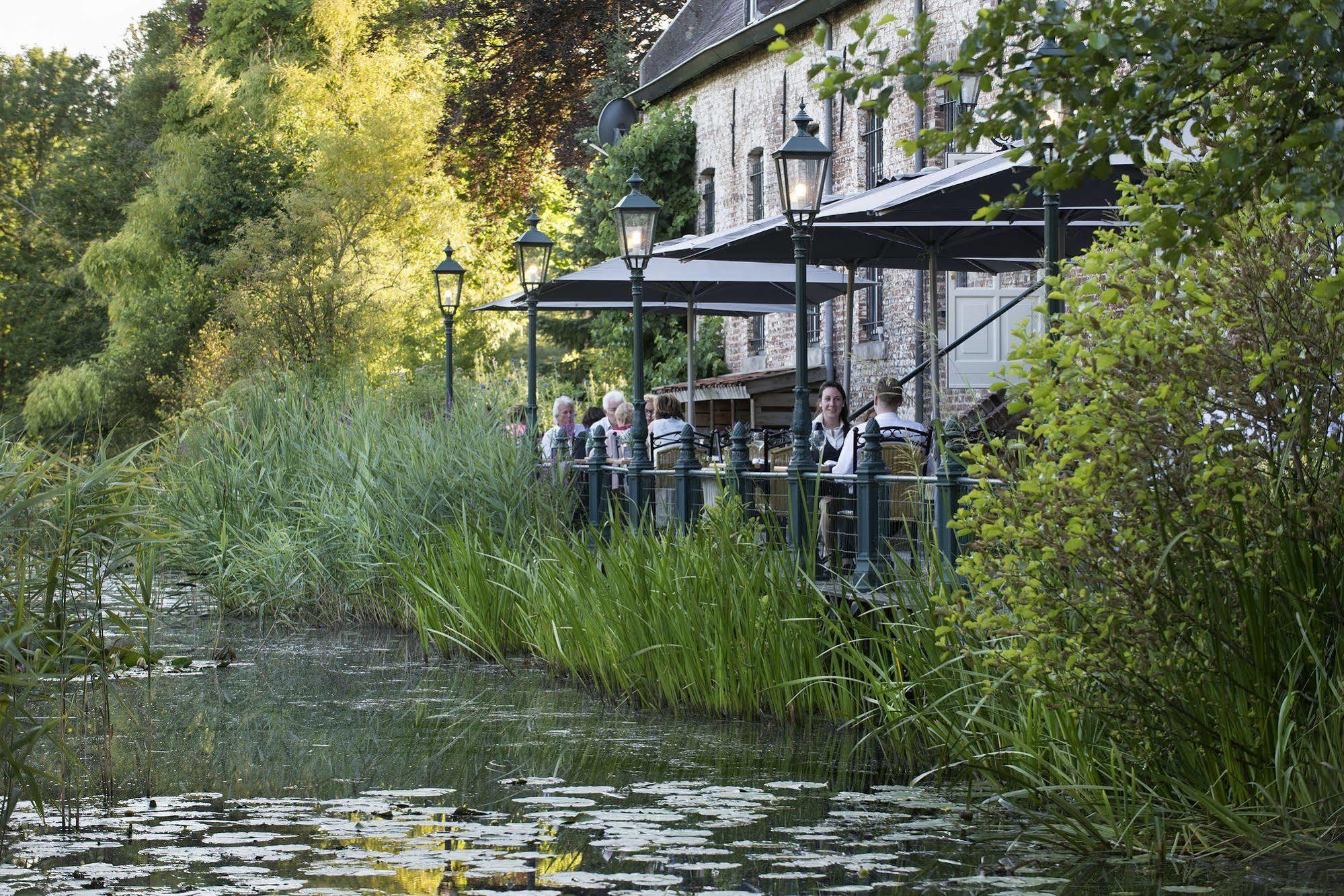 Romantik Hotel Kasteel Daelenbroeck Herkenbosch Esterno foto